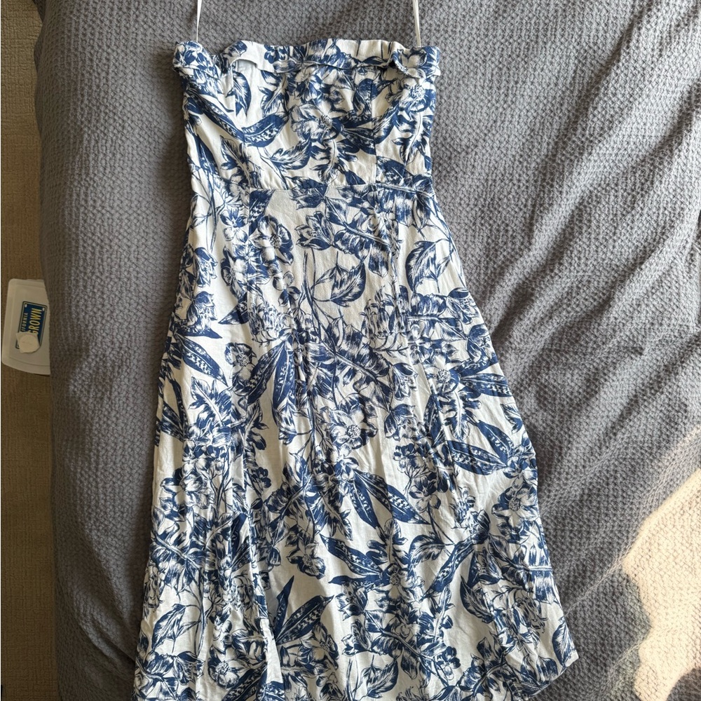 Abercrombie Blue and White Strapless Linen Dress - Picture 2 of 4